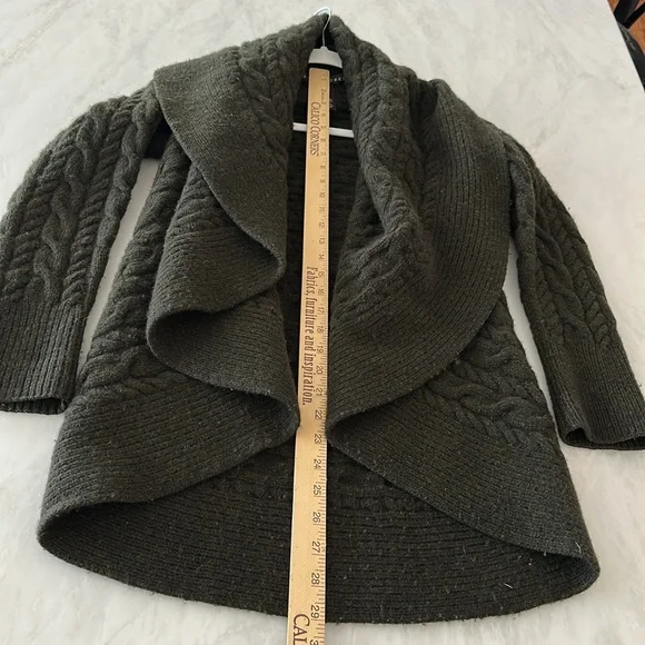 Ralph Lauren Black Label circle Cardigan Olive Green S but close to XS fit.